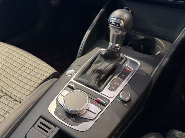 A3スポーツバック 1.8 TFSI クワトロ 