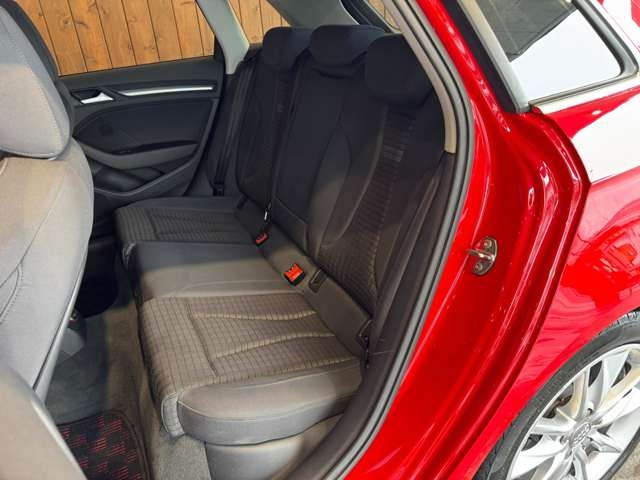 A3スポーツバック 1.8 TFSI クワトロ 