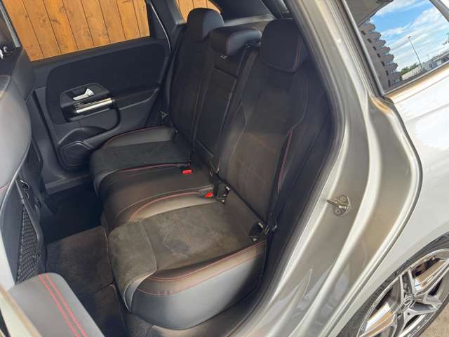 Bクラス B180 AMGライン