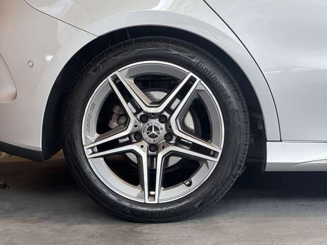 Bクラス B180 AMGライン