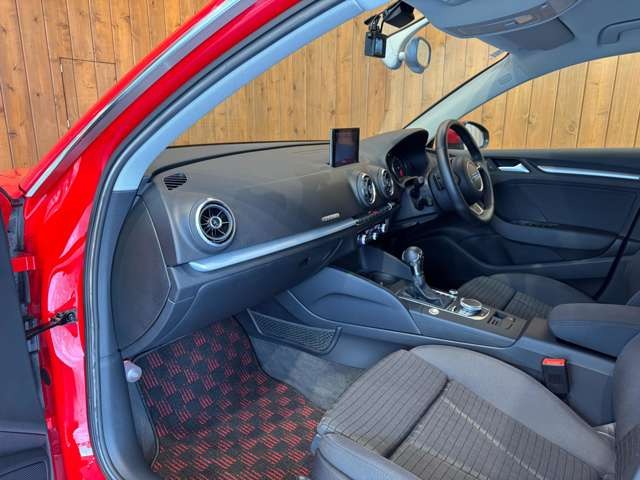 A3スポーツバック 1.8 TFSI クワトロ 