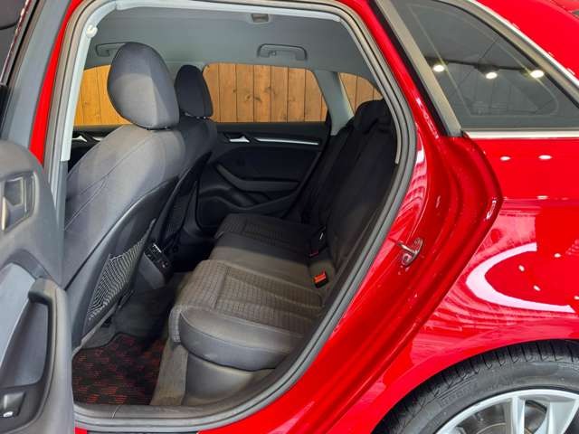 A3スポーツバック 1.8 TFSI クワトロ 