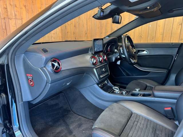 AMG CLAクラス CLA 45 4マチック レーシング エディション