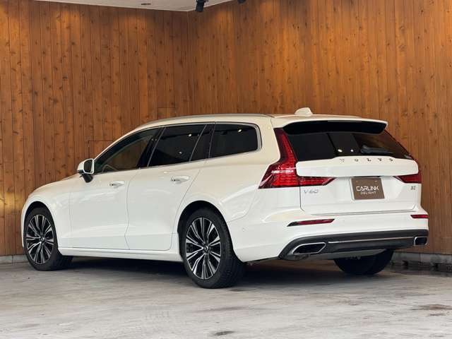 V60 B5 インスクリプション