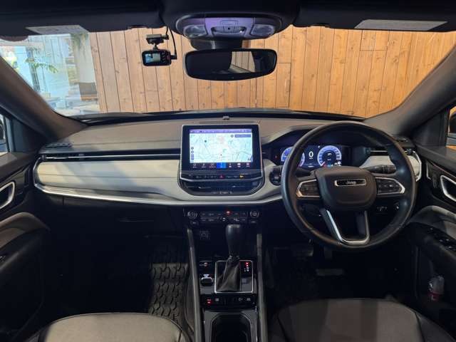 コンパス リミテッド 4WD