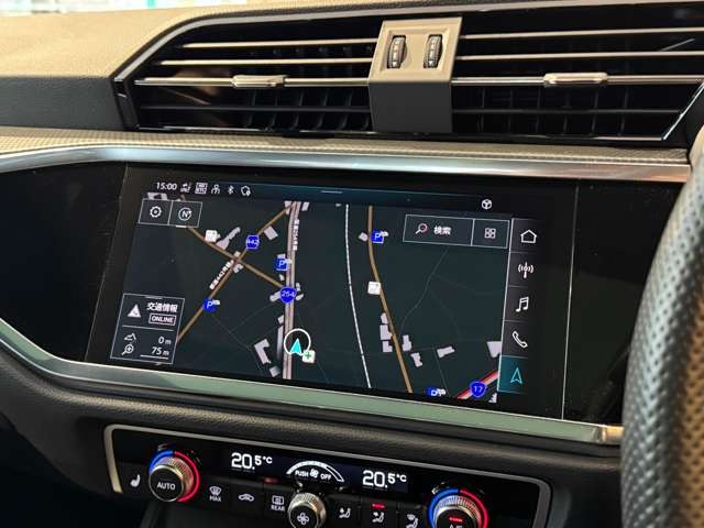 Q3 35 TFSI Sライン