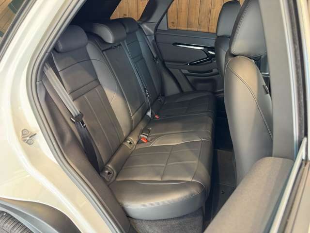 レンジローバーイヴォーク S 2.0L D200