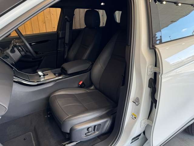 レンジローバーイヴォーク S 2.0L D200