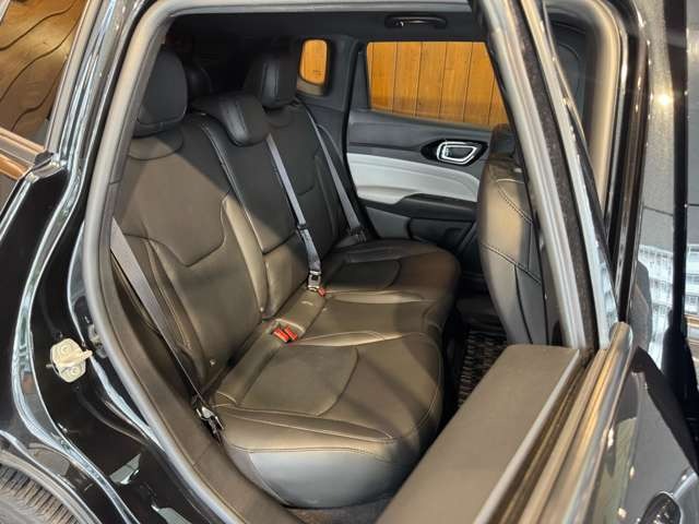 コンパス リミテッド 4WD