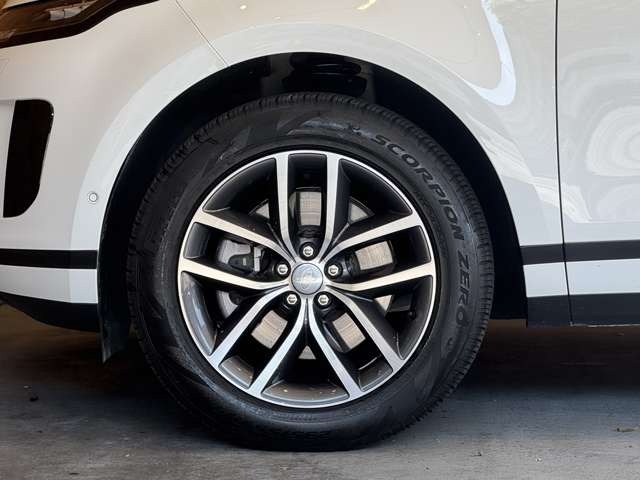 レンジローバーイヴォーク S 2.0L D200