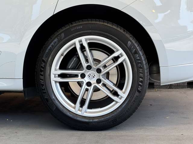マカン PDK 4WD