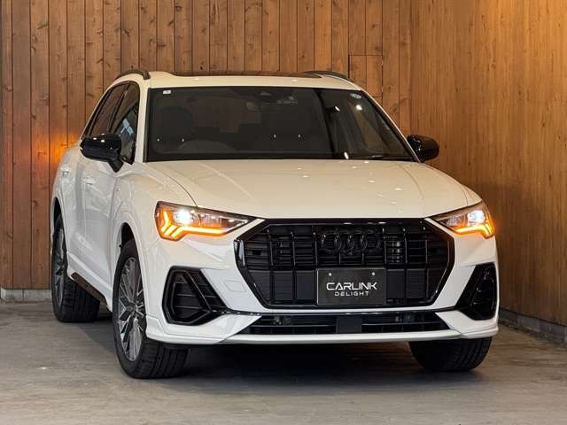 Q3 35 TFSI Sライン