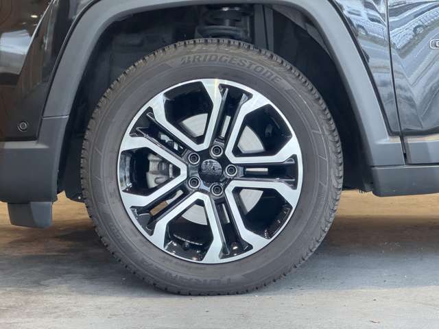 コンパス リミテッド 4WD
