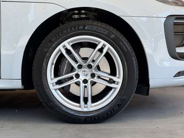 マカン PDK 4WD