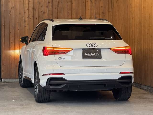 Q3 35 TFSI Sライン