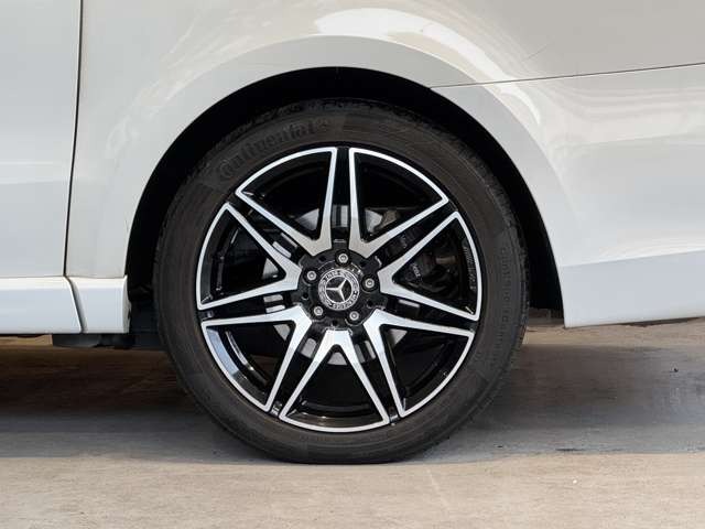 V220 d アバンギャルド ロング AMGライン 