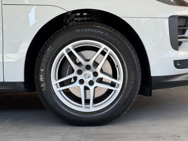 マカン PDK 4WD