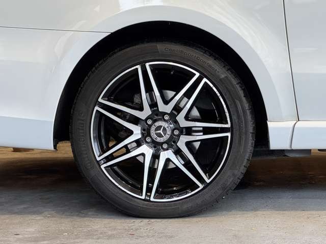V220 d アバンギャルド ロング AMGライン 