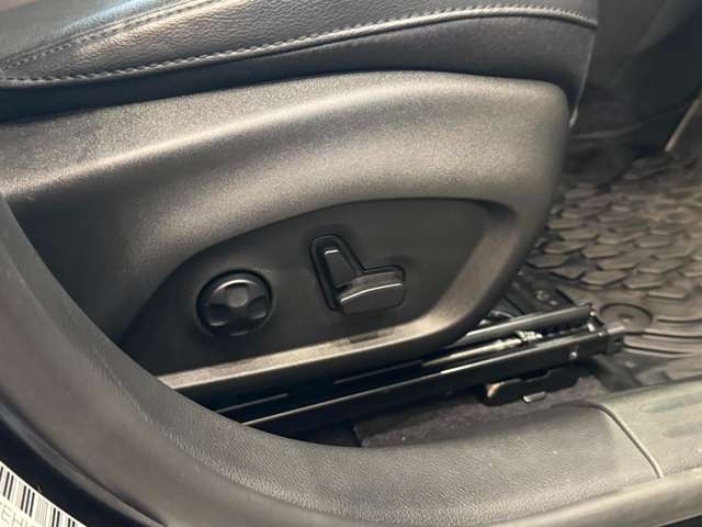 コンパス リミテッド 4WD
