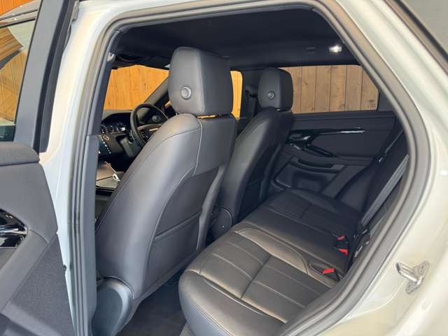 レンジローバーイヴォーク S 2.0L D200