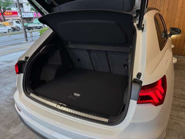 Q3 35 TFSI Sライン
