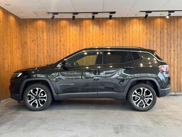 コンパス リミテッド 4WD