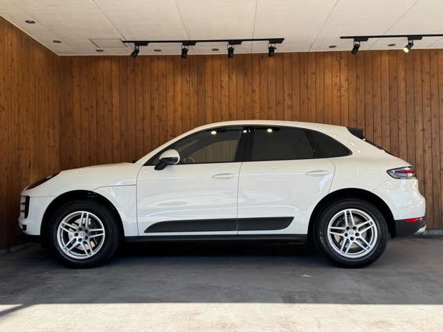 マカン PDK 4WD