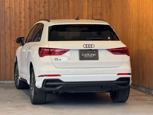 Q3 35 TFSI Sライン